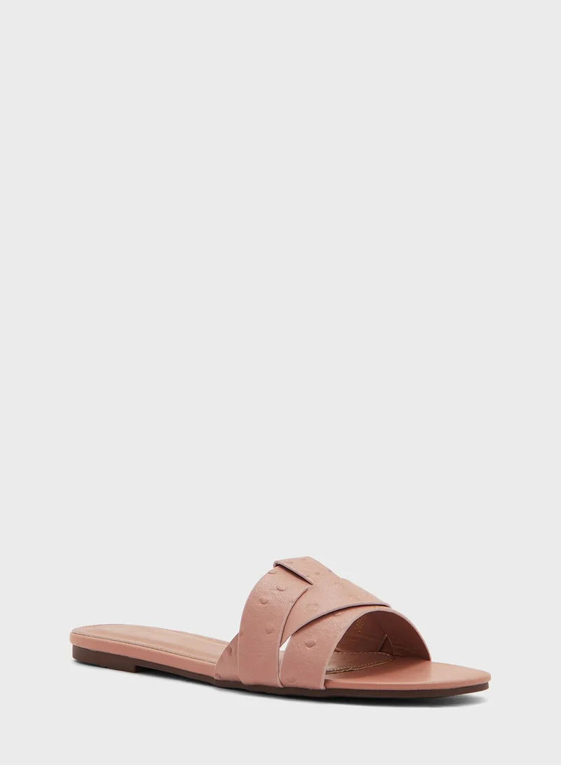 ايلا Textured Woven Design Flat Sandal