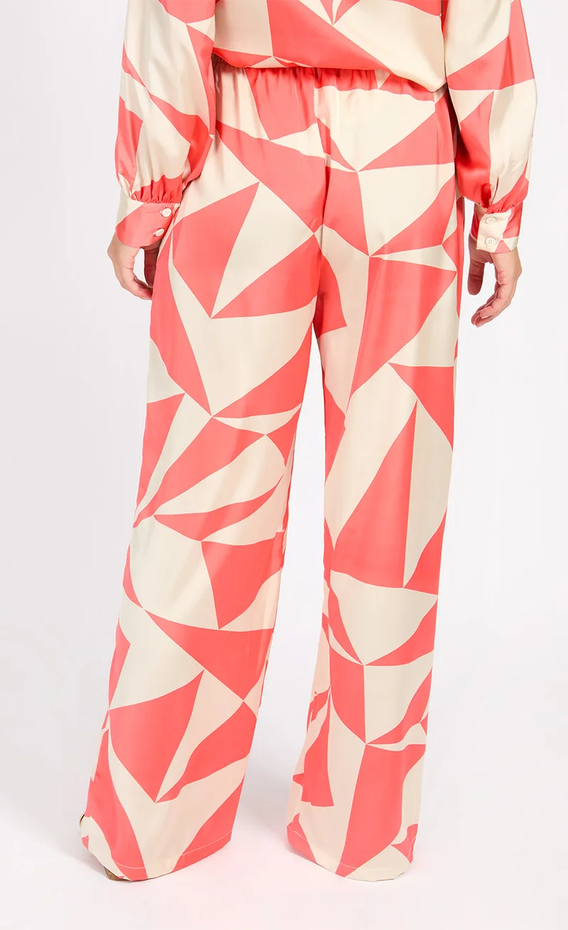 ليتل مسترس بنطلون ساتان بطبعة جيو مرجانية