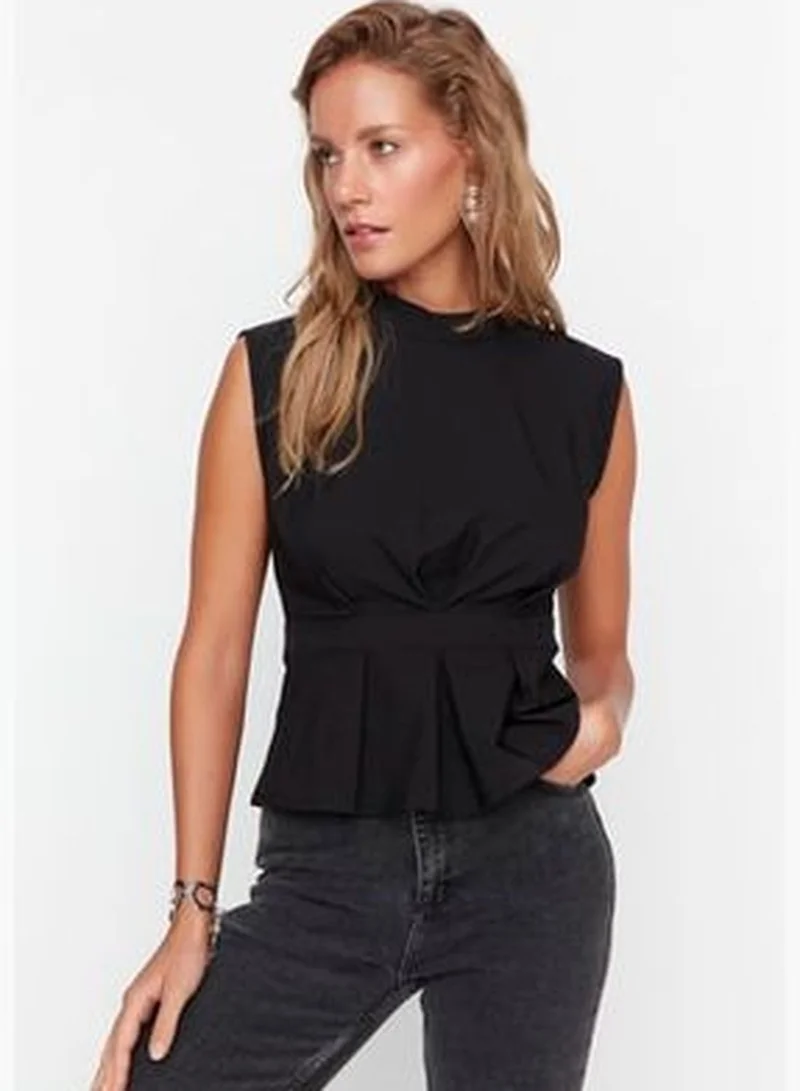 trendyol Black Woven Crew Neck Tank Top TWOAW23BZ00559