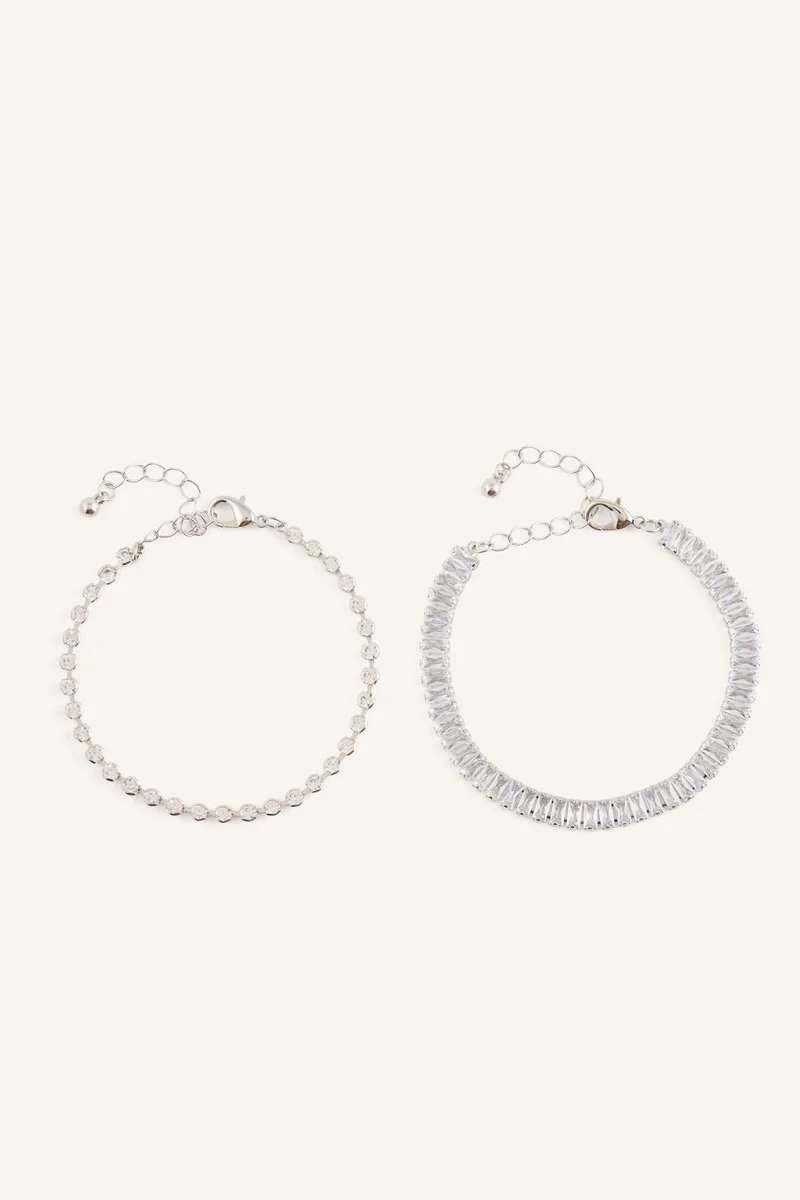 Woman 2 Piece Chain Bracelet Set