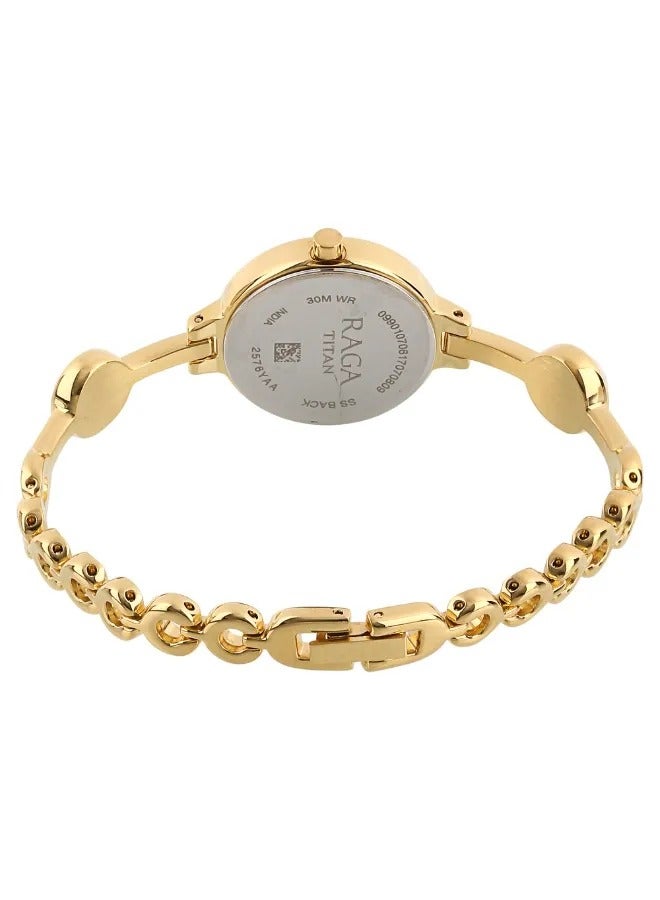 TITAN Women's Analog Round Shape Metal Wrist Watch - 2576YM01 - 32.7 Mm - Image 4