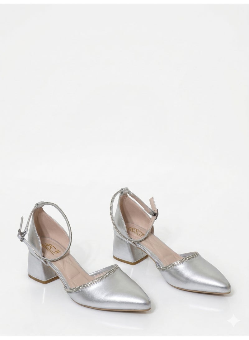 لايف ستيلاش  أحذية كعب متوسط جلد بشريط الماظ F-617 - فضي - Image 1