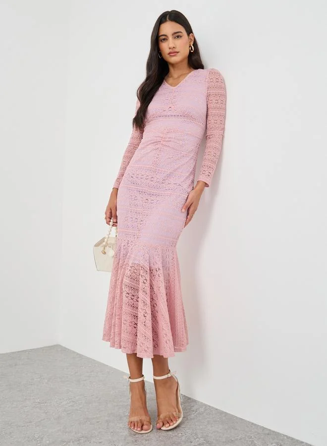 تايك تو Take Two Embroidered Lace Long Sleeve Mermaid Hem Midi Dress