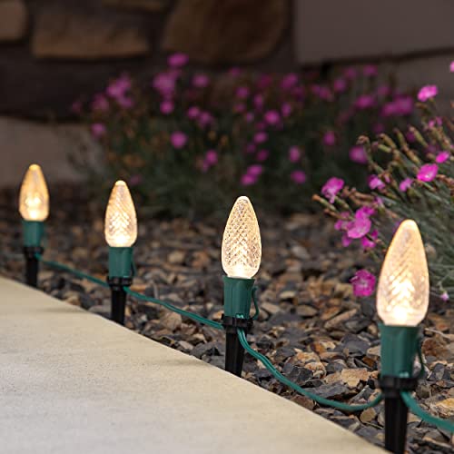 HLO Lighting Holiday Lighting Outlet Christmas Light Stakes | Universal 5-Inch Outdoor Light Stakes For C9 or C7 Light Sockets | Improved Break-Resistant Design | For Use On Lawn or Pathway | Pack of 100 - Image 3
