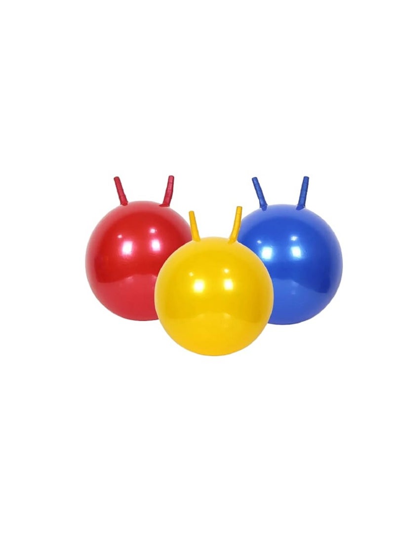 A large bouncy ball toy that is safe for children, scratch-resistant, with two grips, three pieces 