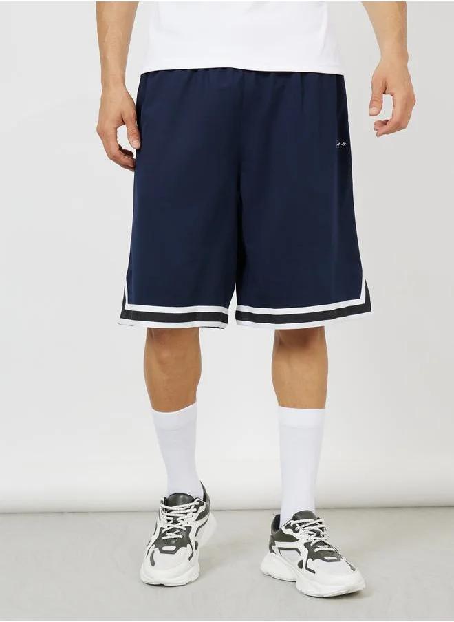 ستايلي Ultra Soft Micro Poly Contrast Tape Detail Hem Basketball Shorts