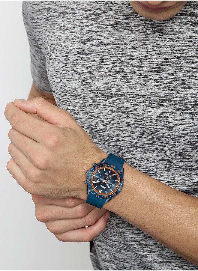 HUGO BOSS ساعة يد كرونوغراف دائرية الشكل من السيليكون للرجال 1514142 - 44 ملم  - Image 4
