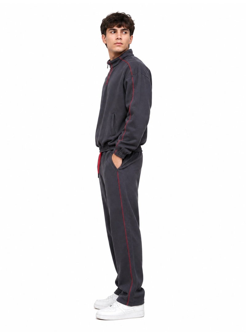 Caesar Men's solid-colored winter tracksuit featuring linear designs. - Image 3