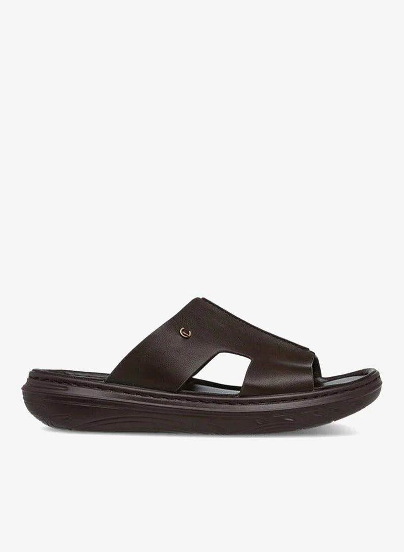 Le Confort Solid Slip-On Comfort Sandals
