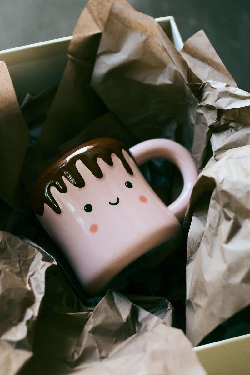 H&M Marshmallow-shaped mug
