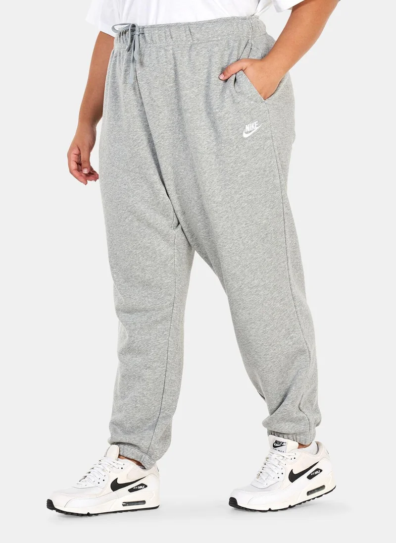 Nike Women's Sportswear Club Fleece Mid-Rise Oversized Track Pants (Plus Size)