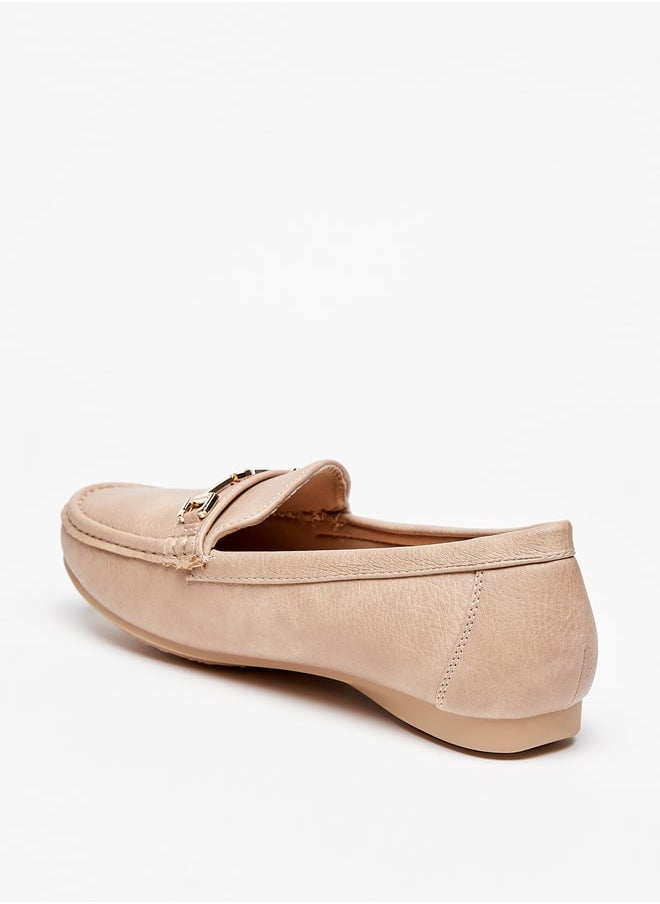 Le Confort - Women's Solid Loafers with Metallic Accent - Image 1