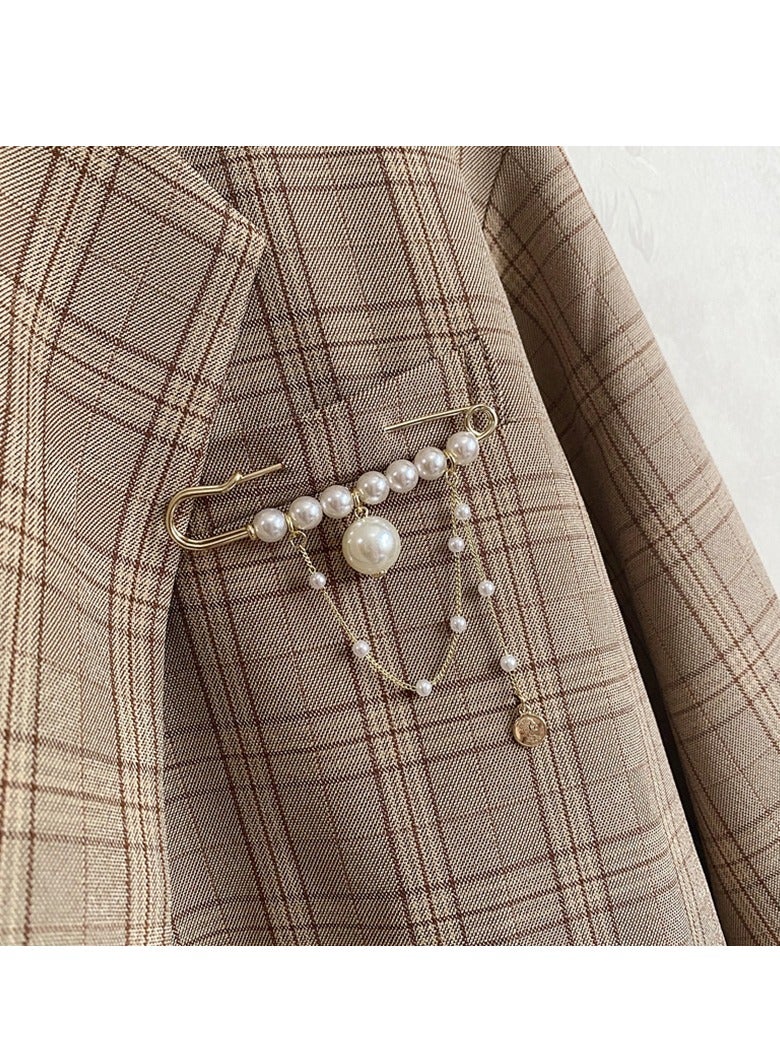 AROAQ Pearl Scarf Brooch Pin,  Anti Fall Sweater Cardigan Clip, Unique Design Safety Shawl Brooch Pins, Jewelry Pearls Brooches For Women - Image 3