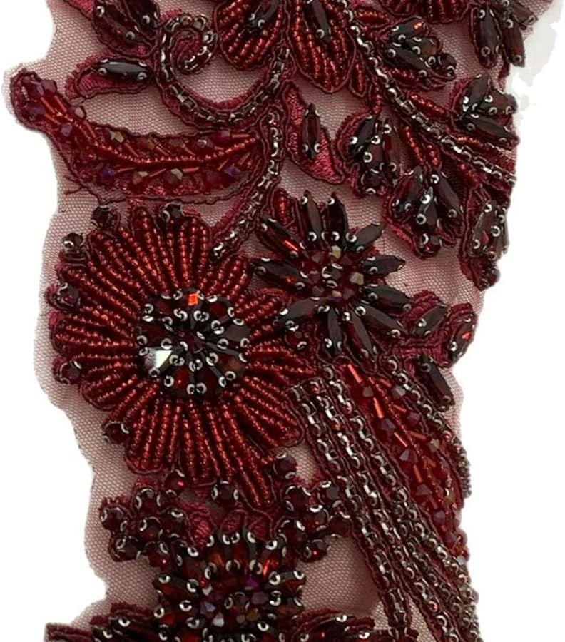 تطريزات زهور خرز أحمر تُخاط على رقع لتزيين أزياء الحرف اليدوية - Image 4