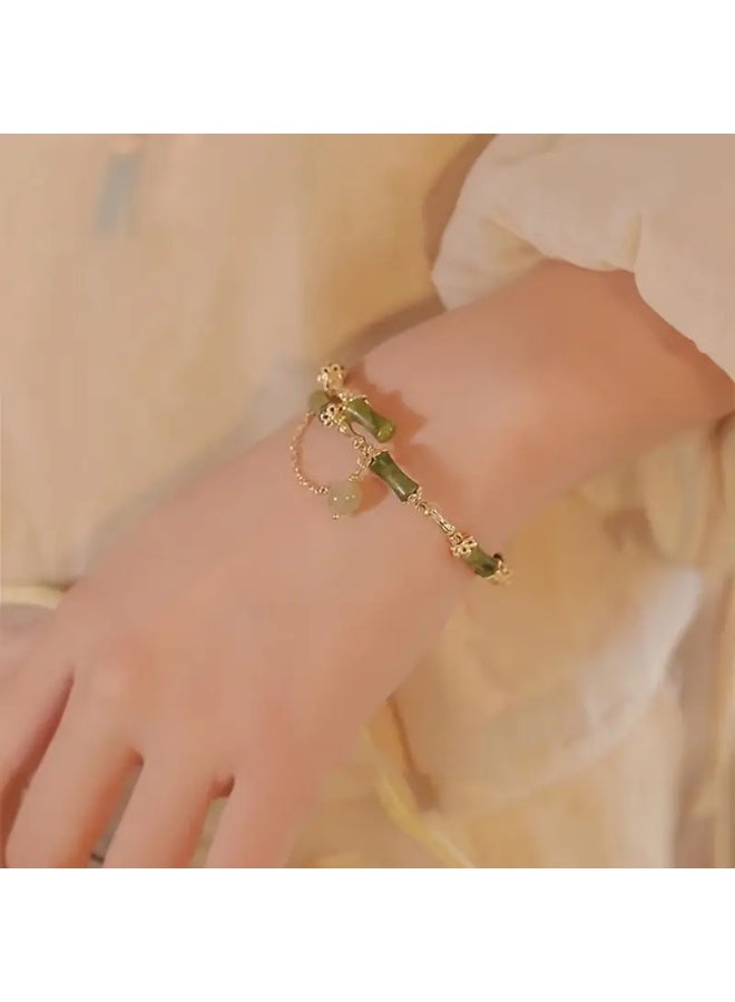 Goolsky سوار من الخيزران الأخضر الأنيق مع لمسات باللون الذهبي وسلسلة مزينة بالخرز - مجوهرات صناعية للنساء، عيد الحب، الذكرى السنوية - Image 5