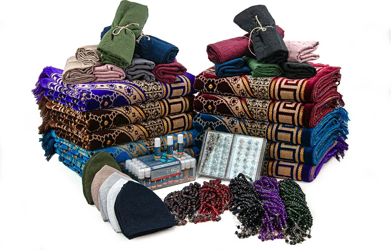ايهفان Ihvan Mevlana Hajj and Umrah Gift Dodya Velvet Prayer Rug Set for 20 People