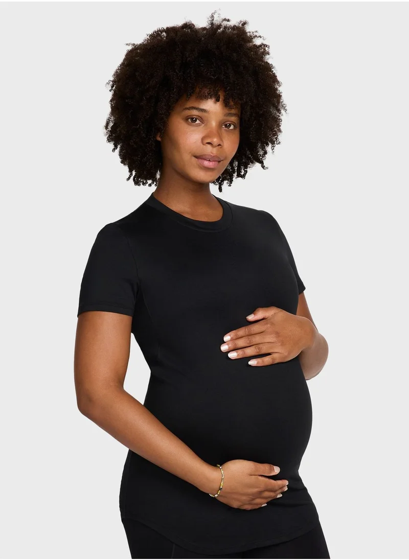 Nike Dri-FIT Slim-Fit Maternity T-shirt