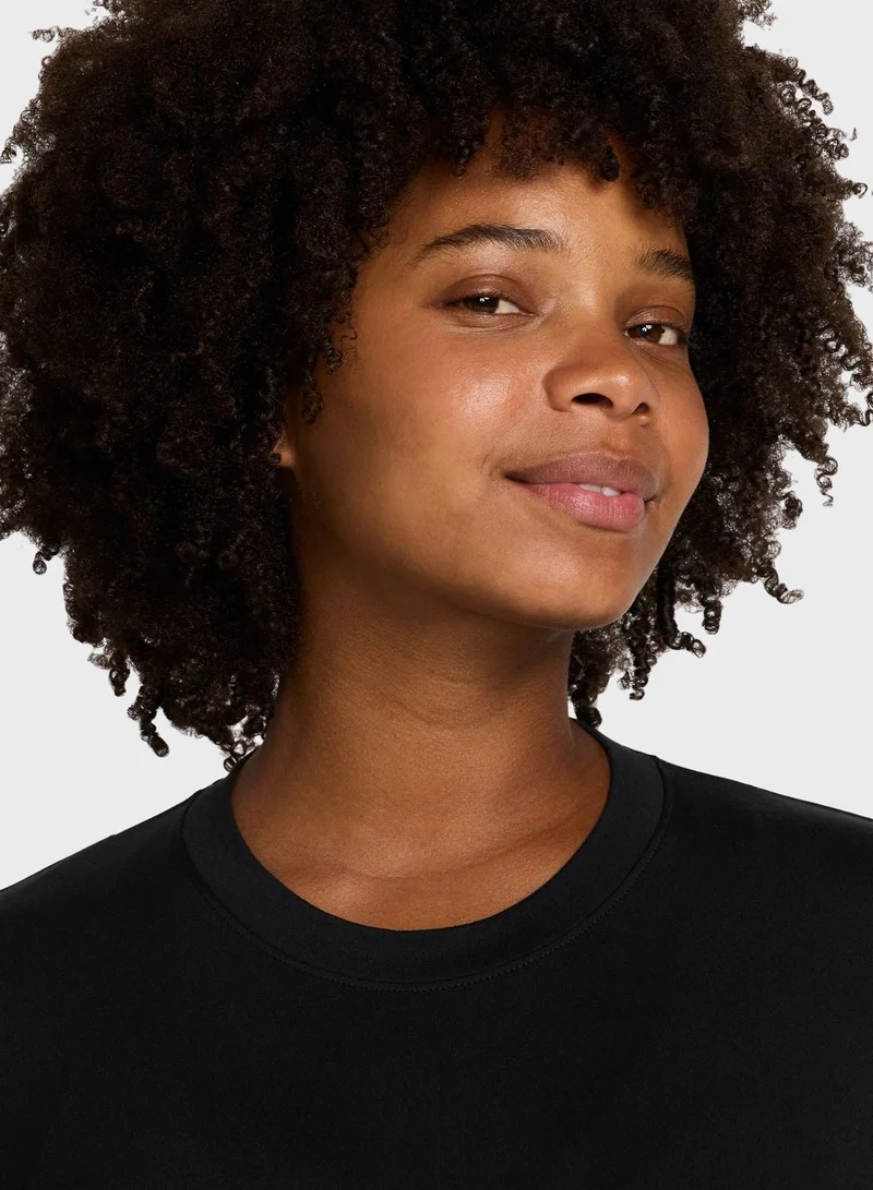 Nike  Dri-FIT Slim-Fit Maternity T-shirt for Women | Best Price UAE