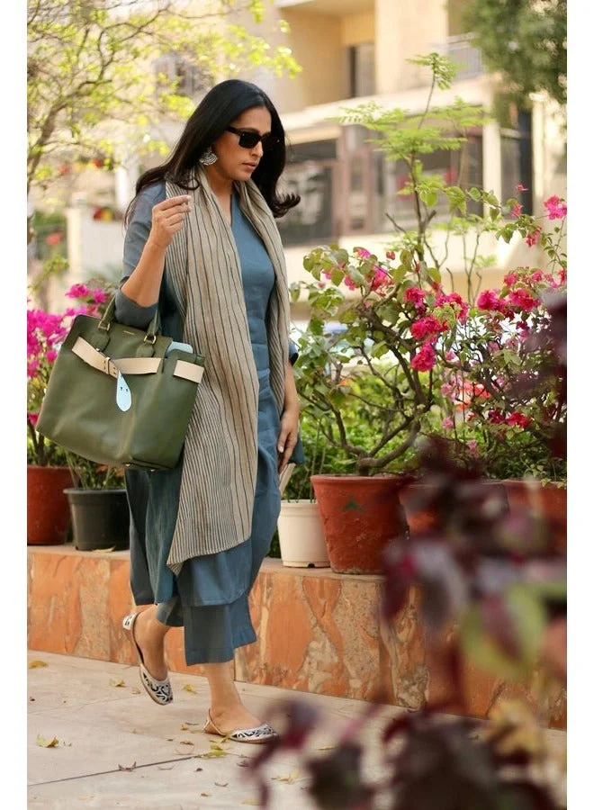 GoSriKi Women's Rayon Blend Straight Solid Kurta with Pant & Dupatta (Raja Saab Grey-GS_L_Grey_Large)
