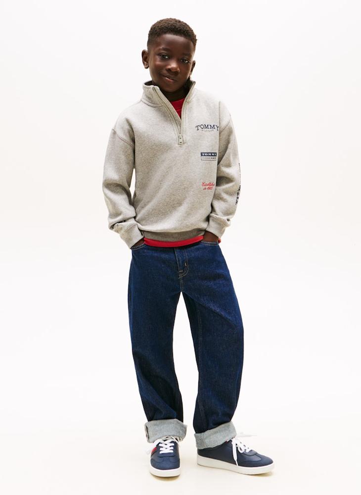 تومي هيلفيغر سترة رياضية بسحاب نصفي وطبعة شبابية متعددة - Image 4