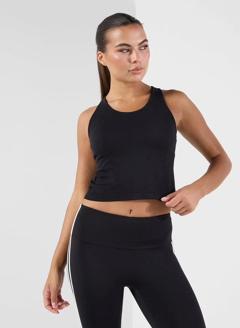 فورورد تانك توب بحمالات سباق ضيق