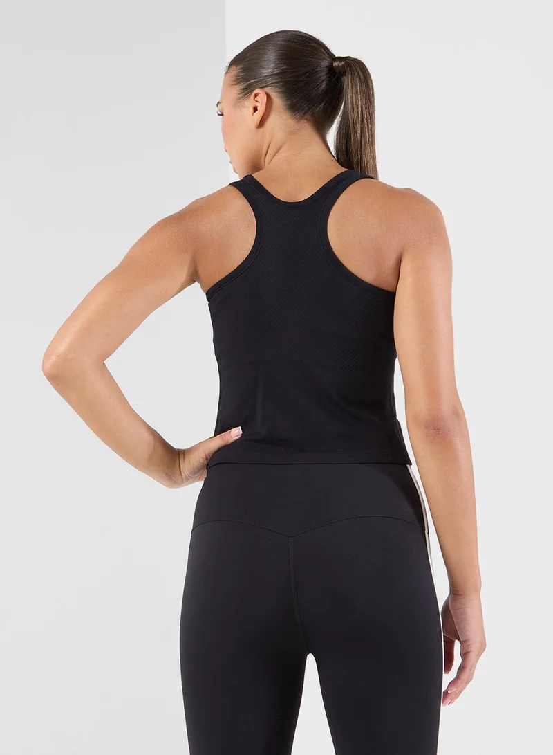 فورورد تانك توب بحمالات سباق ضيق