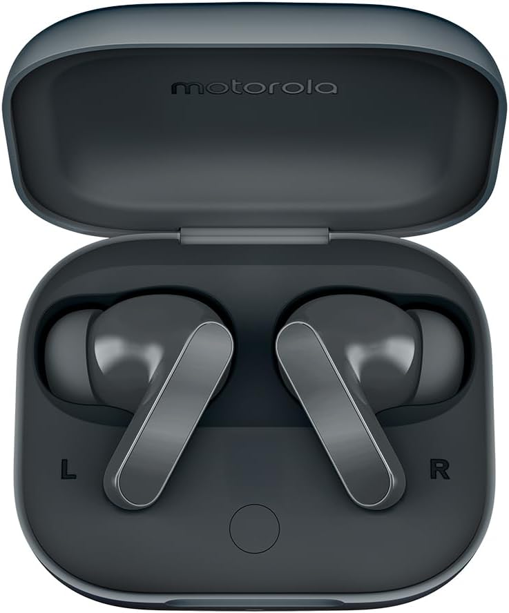 موتورولا سماعات Moto Buds Bass XT2443-1 مع خاصية إلغاء الضوضاء النشط الديناميكي، مصفوفة ثلاثية الميكروفونات، بلوتوث 5.3، مقاومة للماء والغبار بمعيار IP54، صوت Dolby Atmos (لون Pantone Dark Shadow) - Image 4