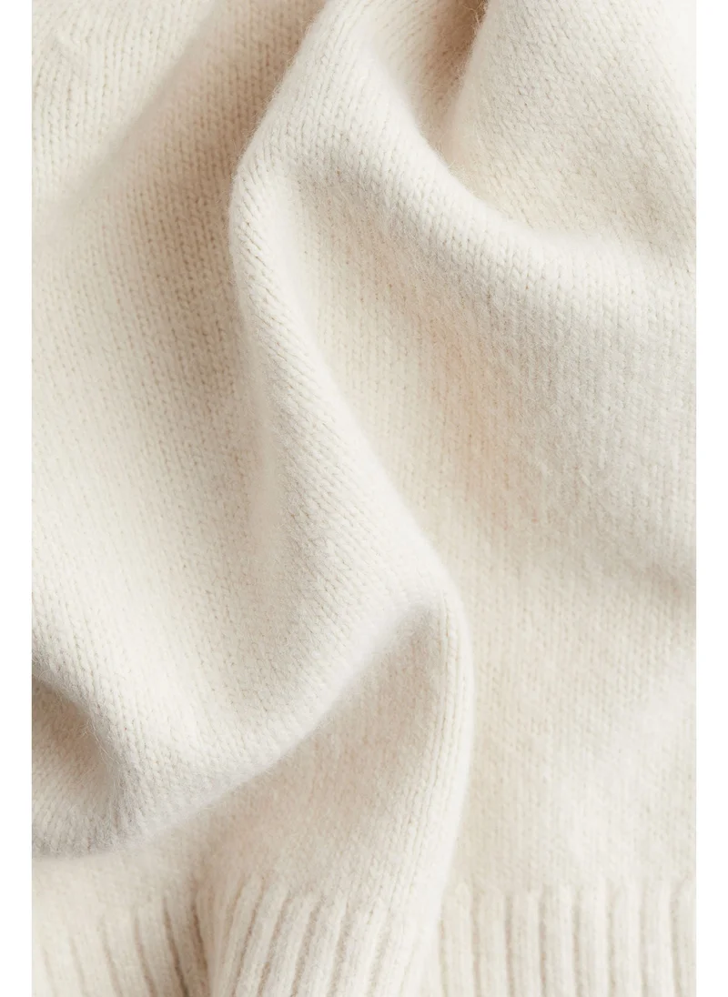 H&M V-neck jumper