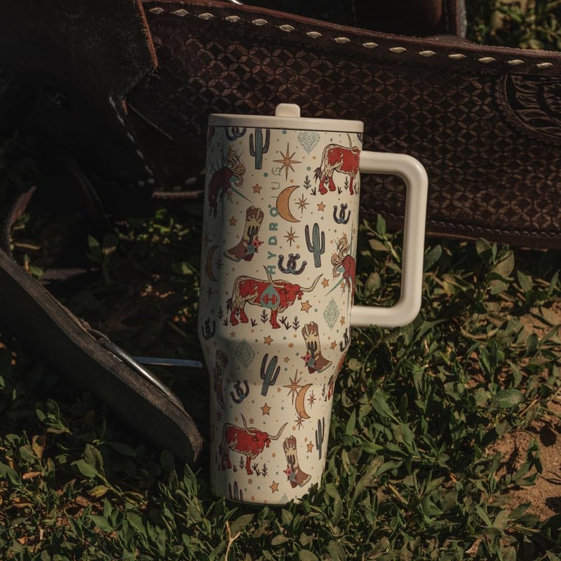 HydroJug هيدروجوج ترافيلر - زجاجة ماء سعة 40 أونصة مع مقبض وقشة قابلة للطي - تناسب حاملة الأكواب، كوب مقاوم للتسرب - مصنوع من الفولاذ المقاوم للصدأ وقاعدة مطاطية قابلة لإعادة الاستخدام - هدايا للنساء والرجال، روديو - Image 5