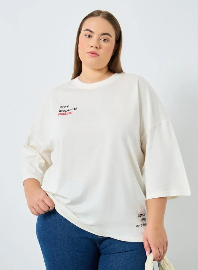 Styli Styli Plus Size Cream Slogan Print T-Shirt