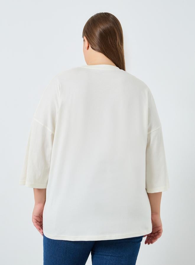 Styli Plus Size Cream Slogan Print T-Shirt - Image 5