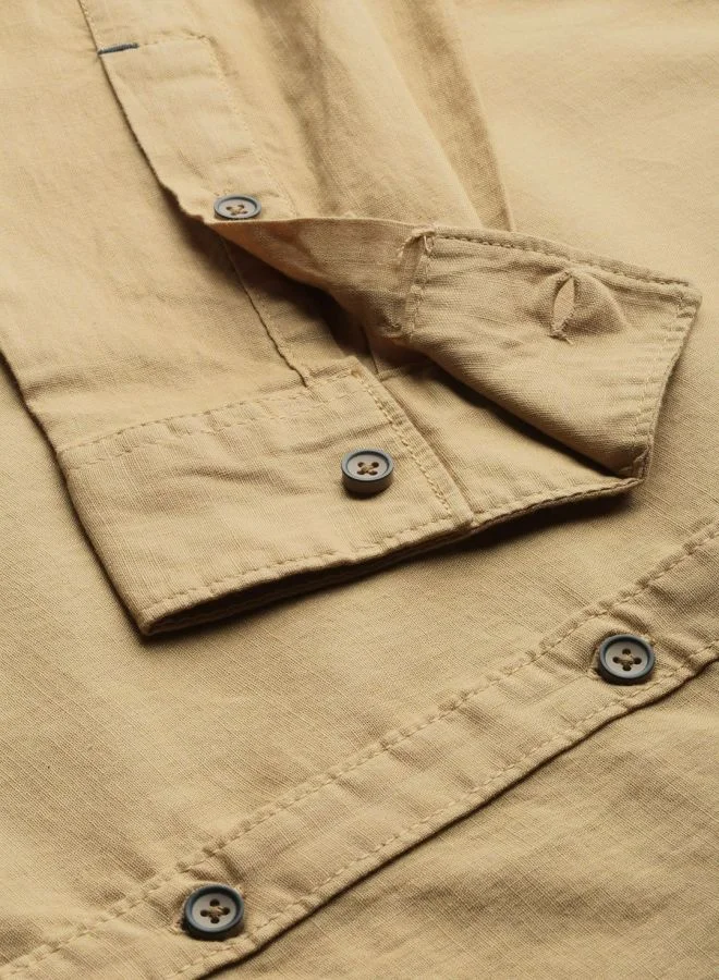 The Indian Garage Co Men Slim Fit Solid Full Sleeves Cutaway Collar Casual Shirt