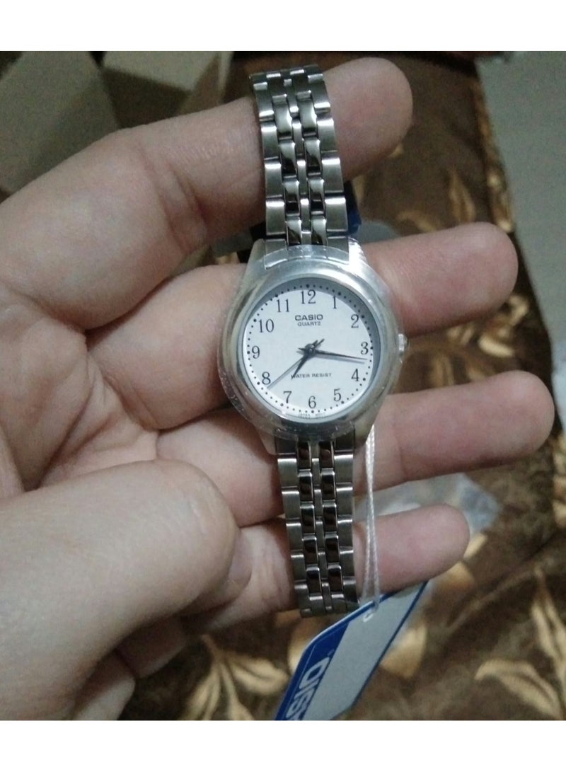 كاسيو ساعة يد نسائية كاسيو تناظرية من الفولاذ المقاوم للصدأ LTP-1129A-7BRDF فضية - أبيض - Image 4