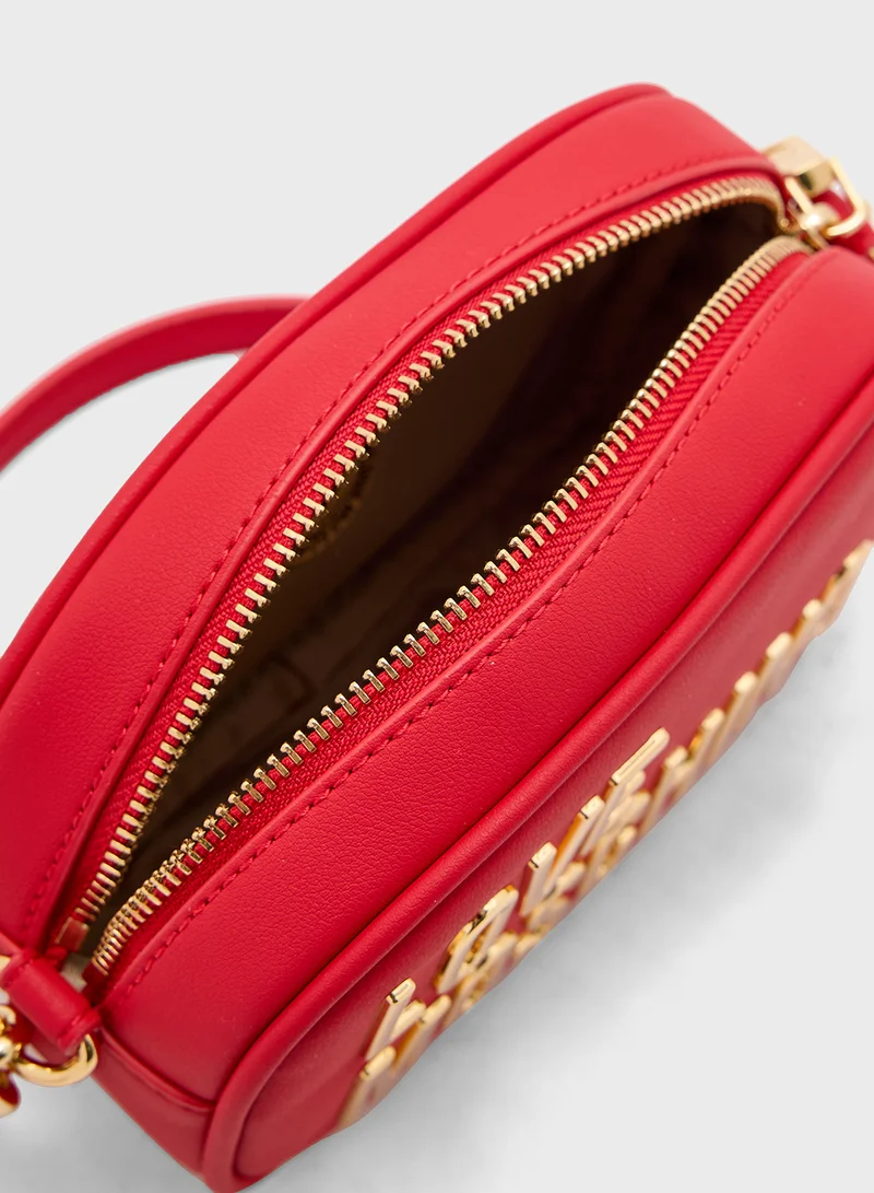 لوف موسكينو Logo Detailed Zip Over Crossbody