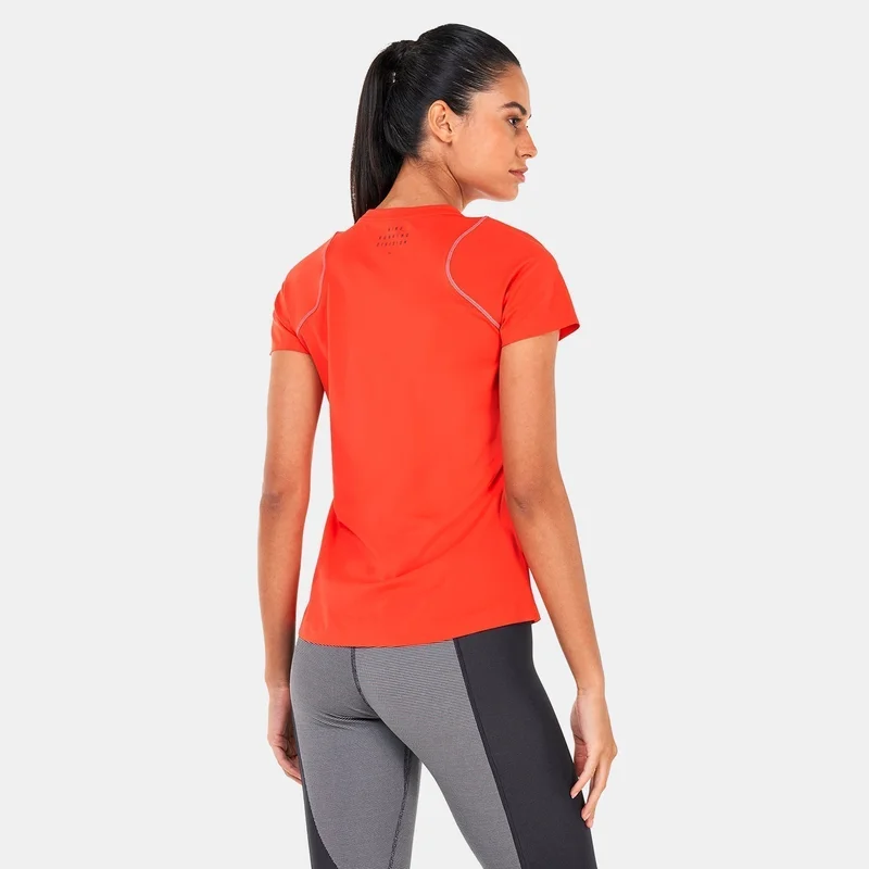 Nike Women's Dri-FIT Run Division T-Shirt
