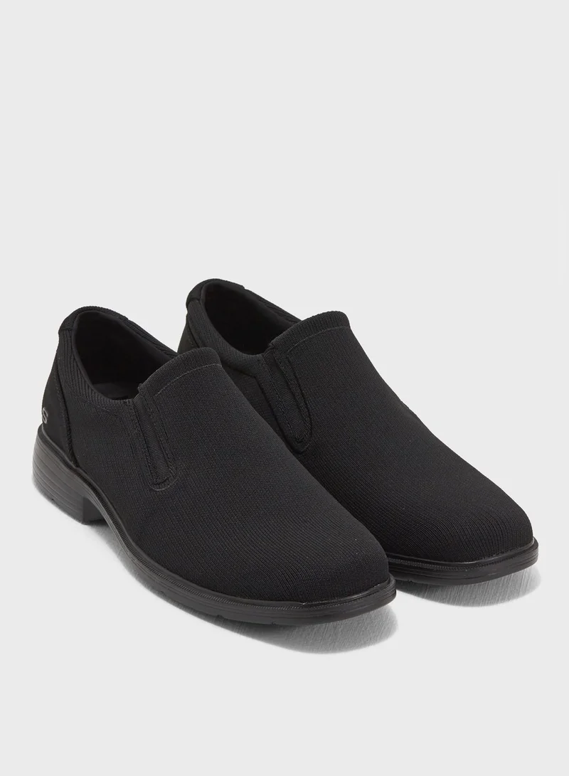 SKECHERS Caswell - Resten