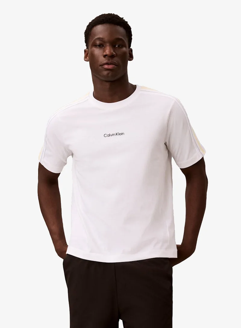 كالفن كلاين سبورت تيشيرت بشريط شعار أساسي