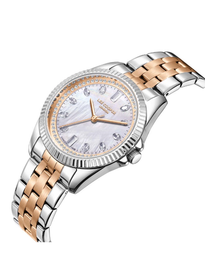 Lee Cooper Lee Cooper Women's Watch, Analog Display and Metal Strap - LC08033.520, Silver  - Image 4