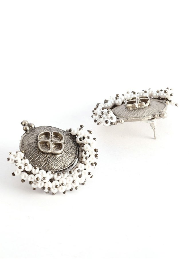 ISHIN Silver-Toned Circular Studs Earrings  - Image 2