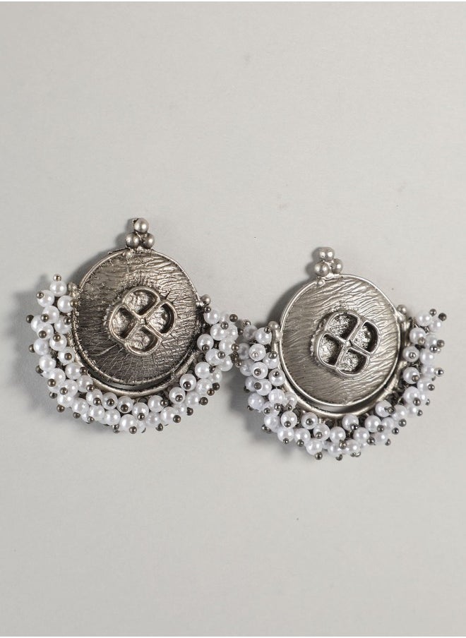 ISHIN Silver-Toned Circular Studs Earrings  - Image 4