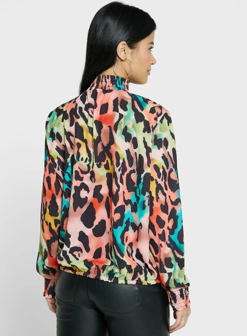 LASULA High Neck Printed Top