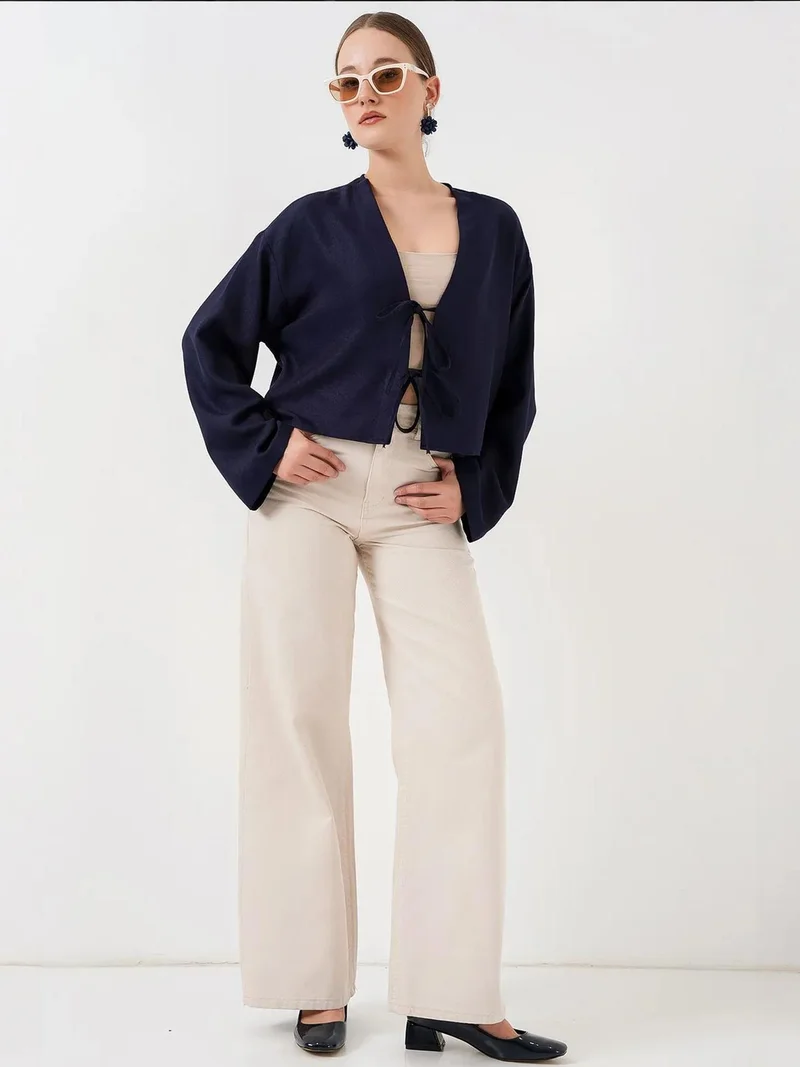 بيغ دارت بلوزة كيمونو طويلة الأكمام بياقة على شكل حرف  من مزيج الفيسكوز مع تفاصيل ربط