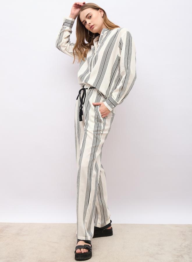 Styli Styli Striped Oversized Shirt and Wide Leg Trousers Set  - Image 3