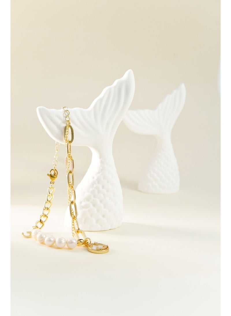 Lavida Retro Freshwater Pearl Gold Smiley Bracelet, Gold Plated Charm Bracelet for Women and Girls ， for daily use and special occasions - Image 2