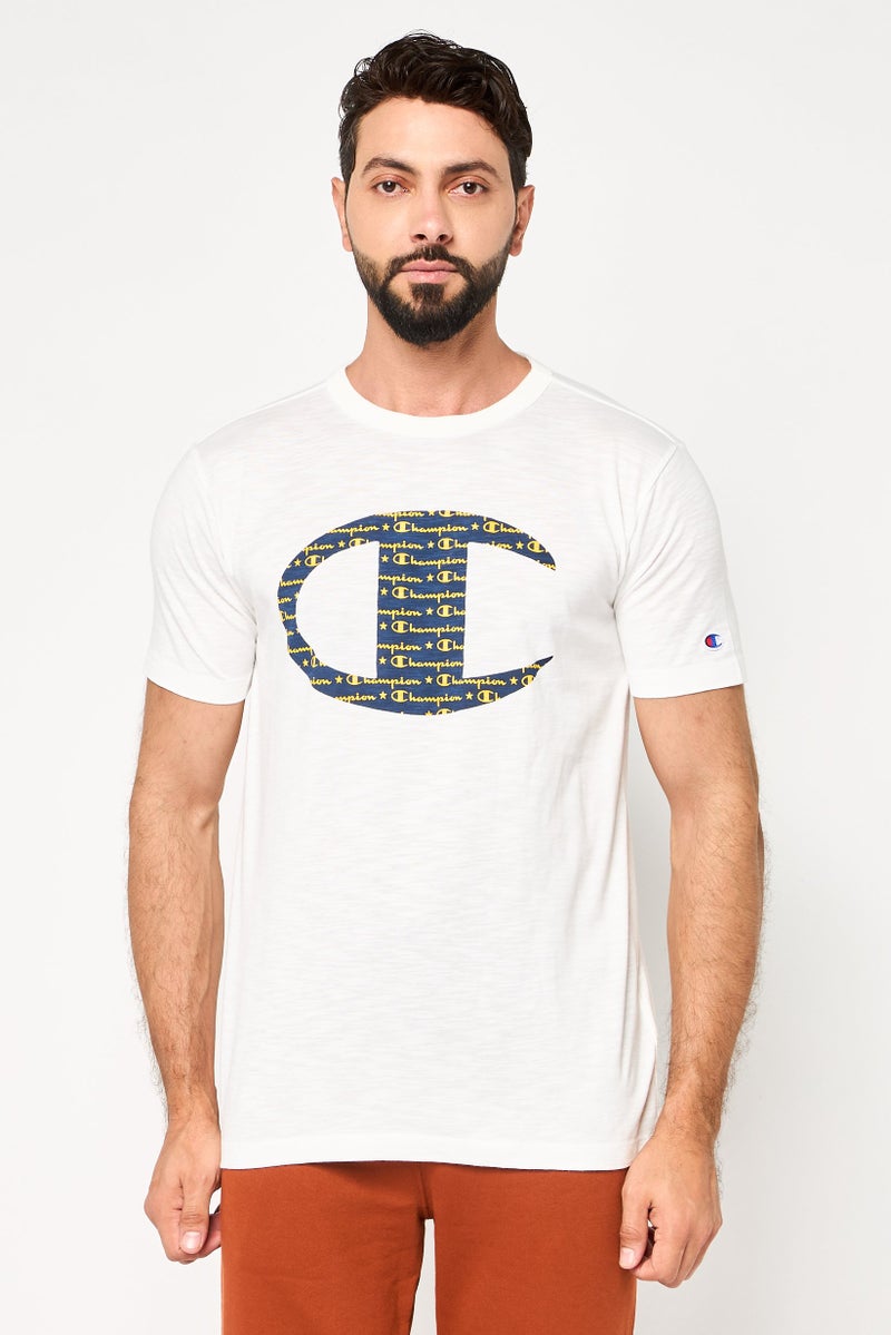 Champion تي شيرت رياضي للرجال بأكمام قصيرة مناسب للخارج، أبيض - Image 1