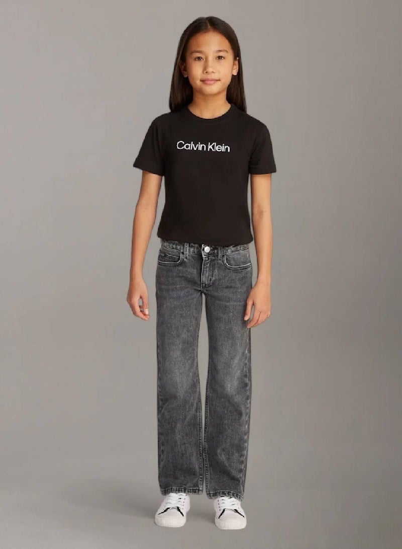 كالفن كلاين جينز بنطال جينز بقصة مستقيمة وخصر متوسط الارتفاع - Image 1