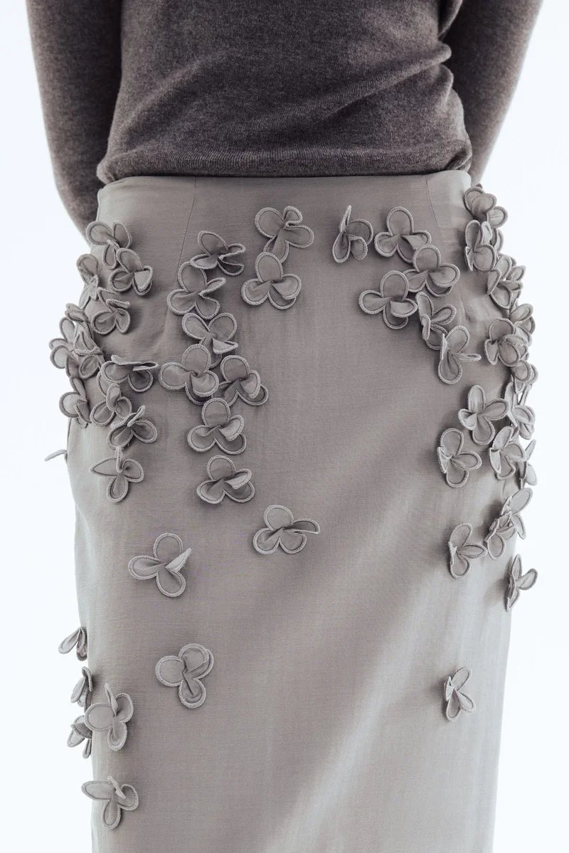 H&M Appliquéd skirt
