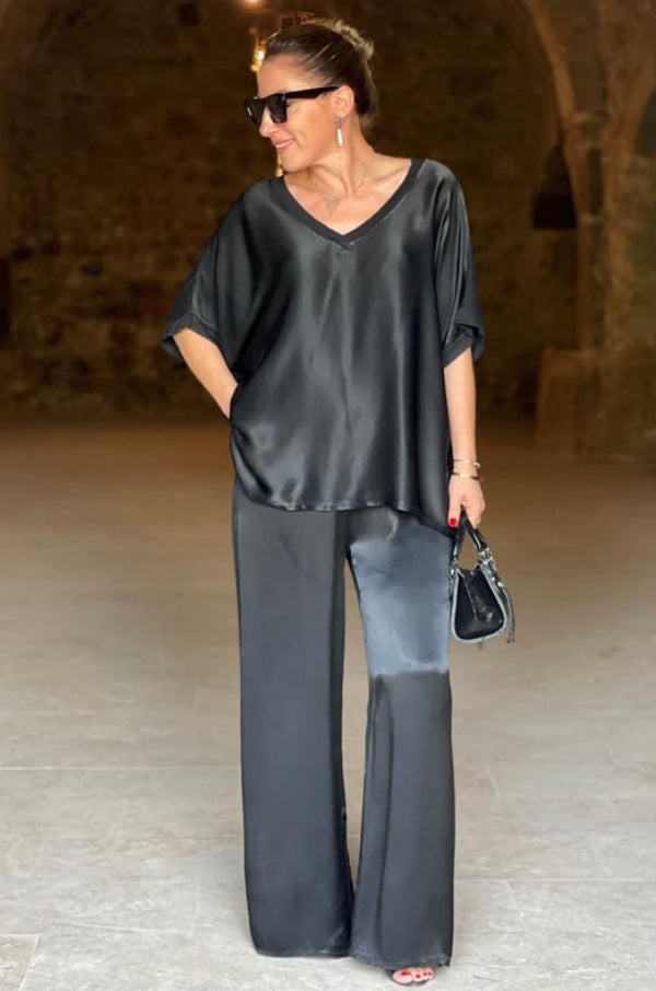 2024 Chic V-Neck Tee  Wide-Leg Pants Set Black - Image 1