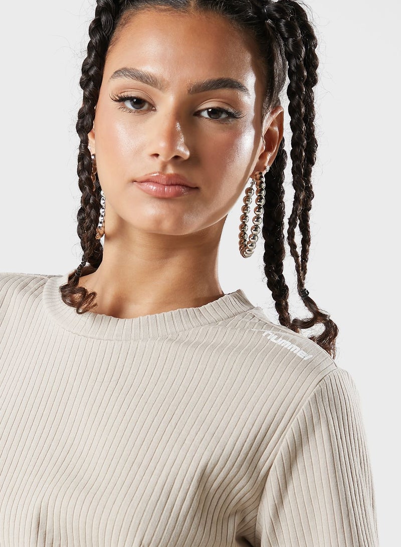 Hummel Logo Mt Frieda Sweatshirt  - Image 3