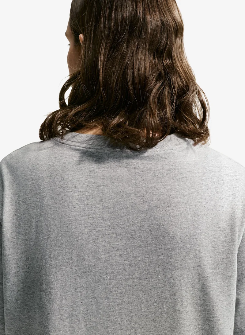 Nike  Nsw Classic Boyfriend Oc Inconnect T-Shirt for Women | Best Price UAE